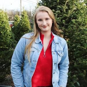 Meet your Posher, Maddie